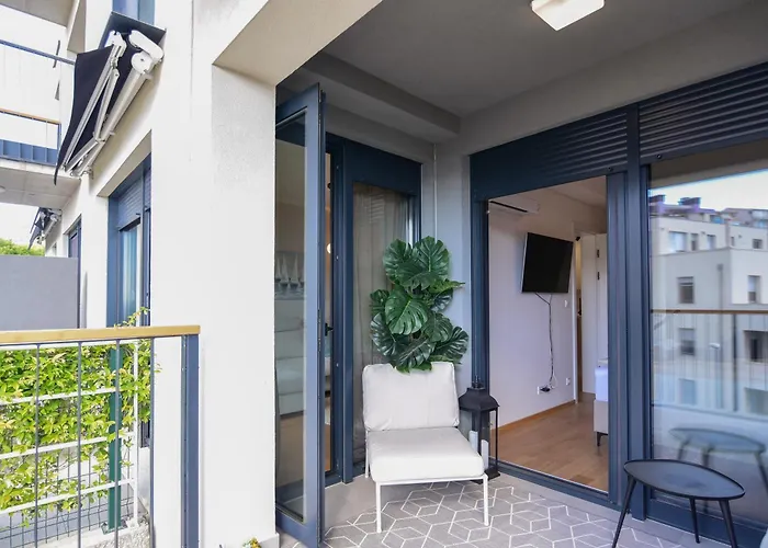 Beachfront With Private Garage And Amazing Balcony With Seaview Apartment Split