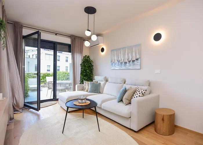 Beachfront With Private Garage And Amazing Balcony With Seaview Apartment Split