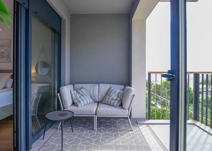 Beachfront With Private Garage And Amazing Balcony With Seaview Apartment Split