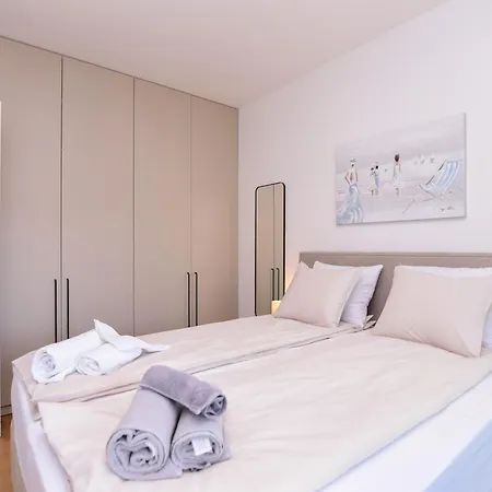 Beachfront With Private Garage And Amazing Balcony With Seaview