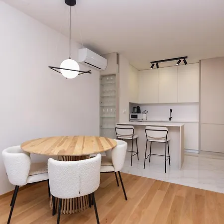 Beachfront With Private Garage And Amazing Balcony With Seaview * Split